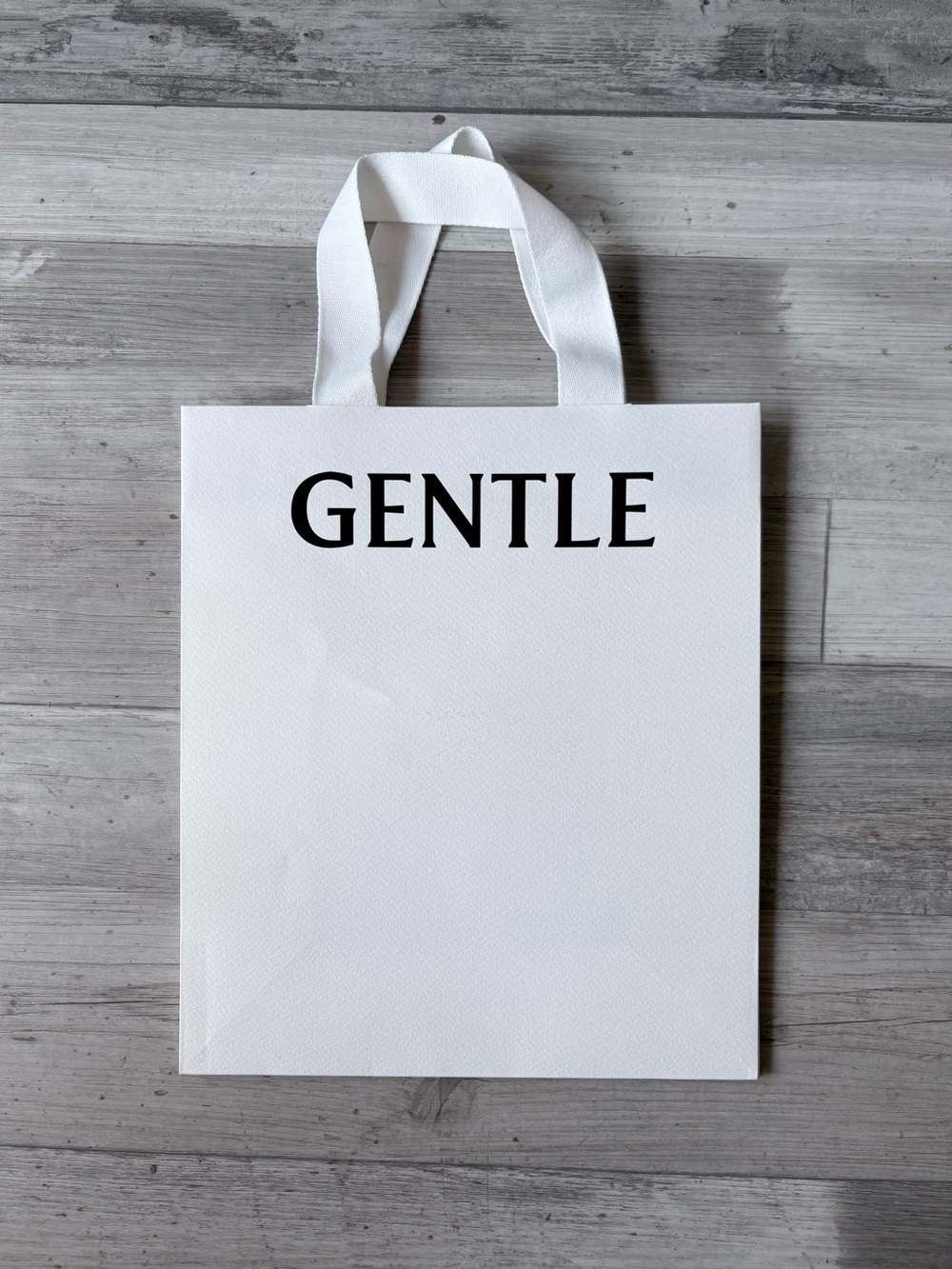 Gentle Monster White Paper Shopping Gift Bag - Picture 2 of 8